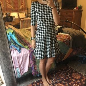 Houndstooth dress-New With Tags